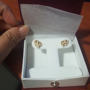 22 k Gold Earrings 916 engraving on the back screw
